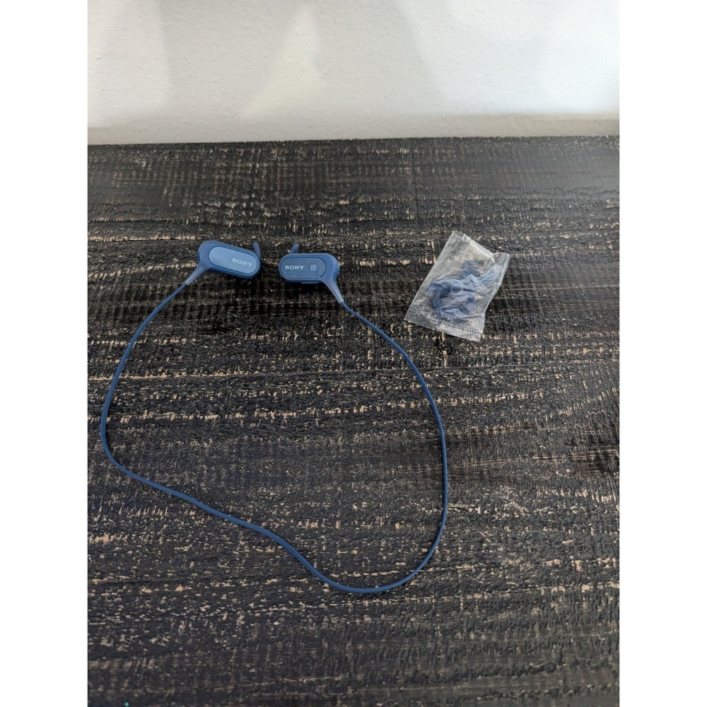 Sony Extra Bass Stereo Earbuds, In-Ear, Wireless, Black, MDR-XB50BS / Excellent